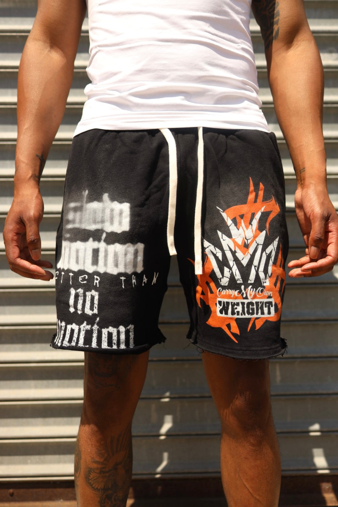 CARRY MOTION SHORTS