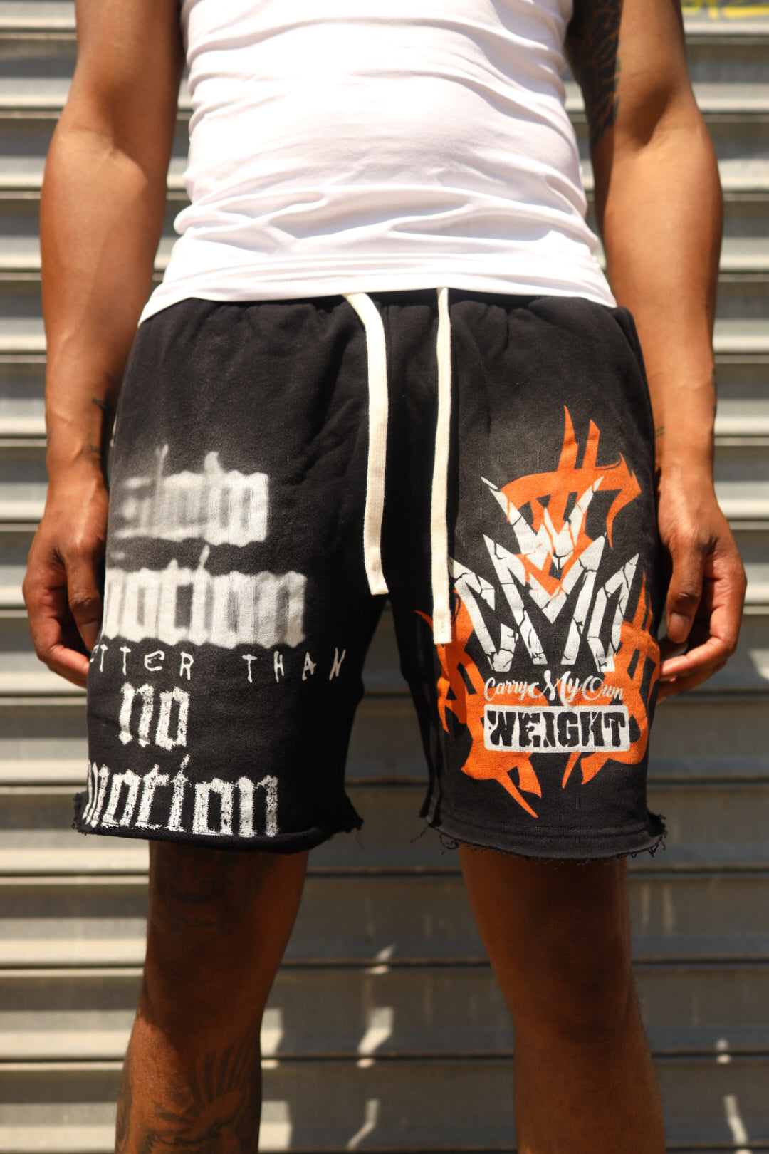 CARRY MOTION SHORTS