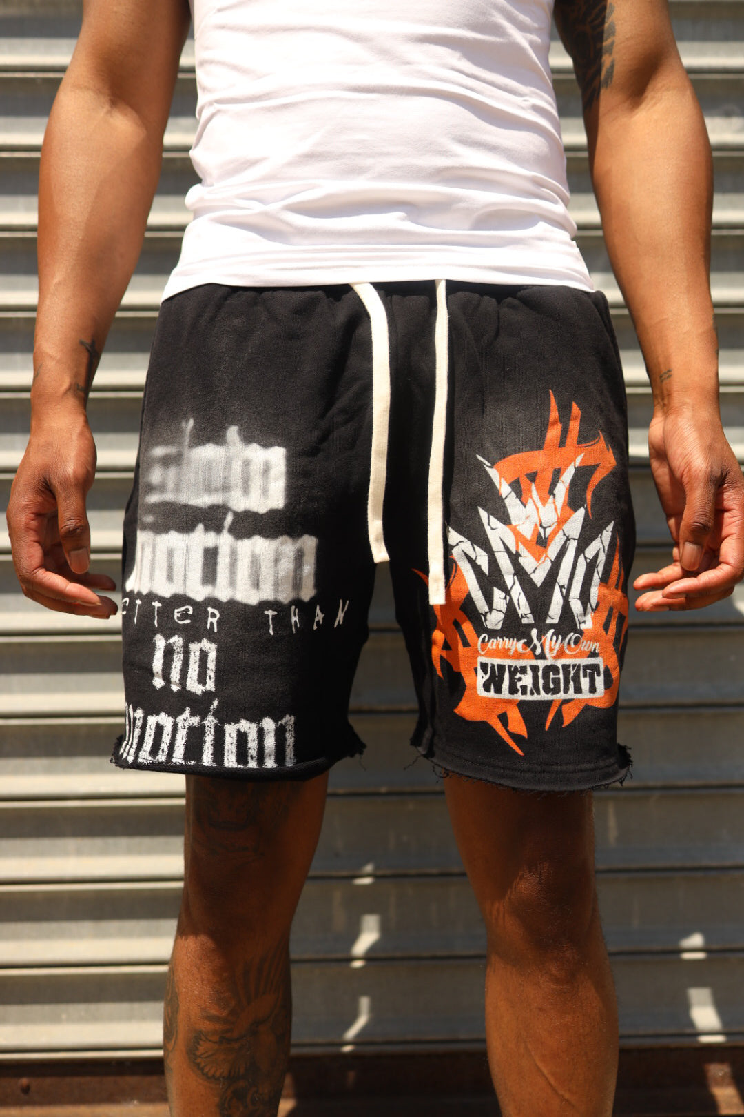 CARRY MOTION SHORTS
